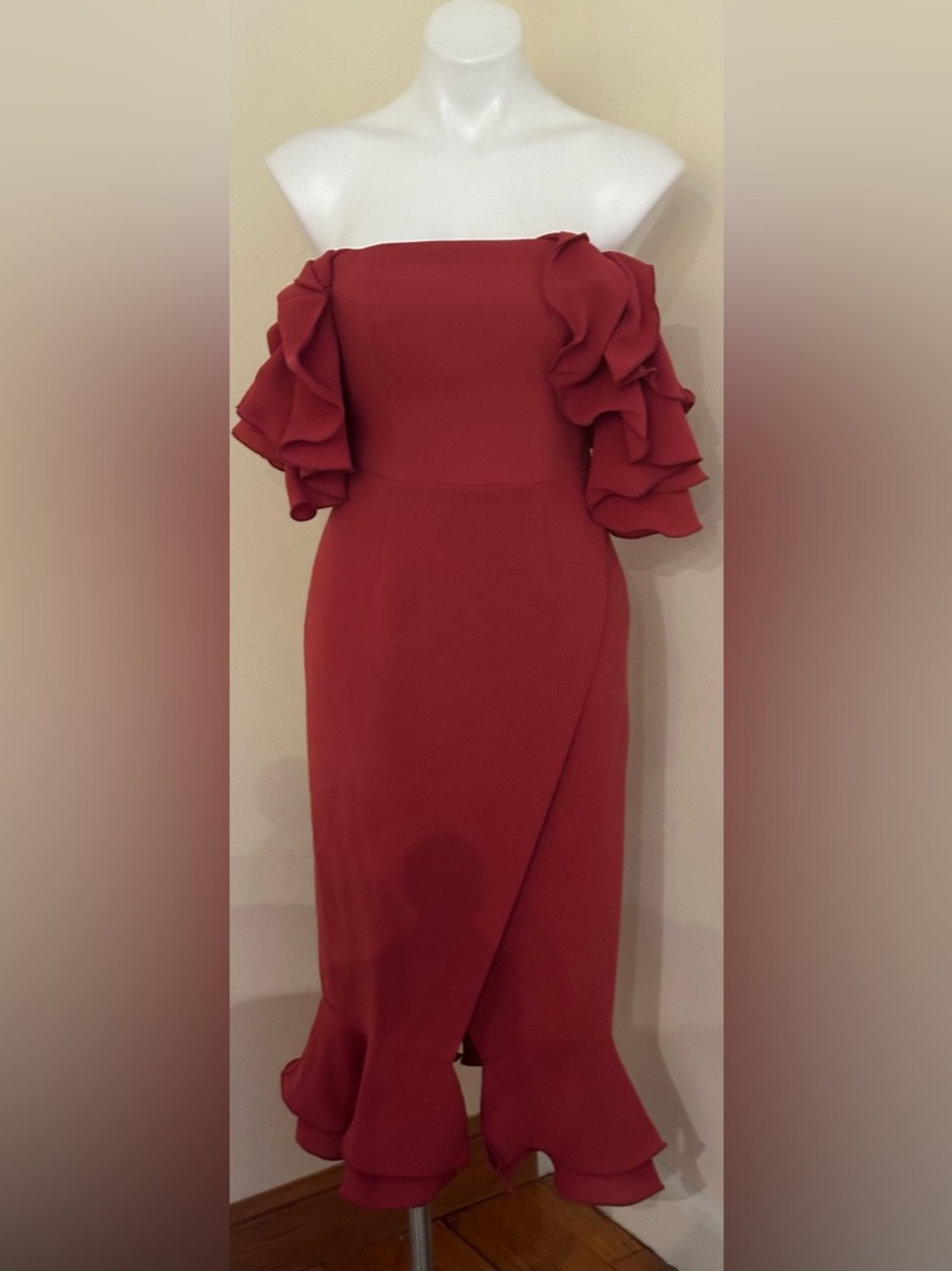 C/MEO NWT Collective Scarlet Off-Shoulder Ruffle Square Neckline Midi Dress Sz S